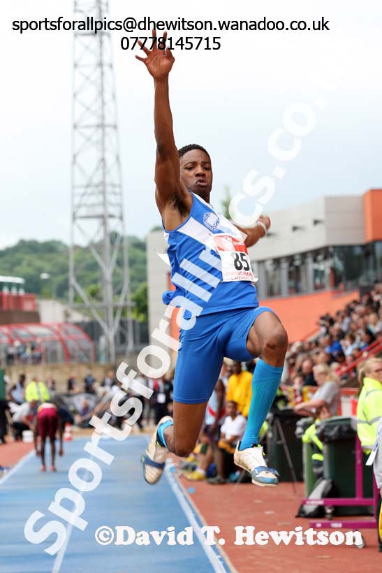 Senior boys long jump, English Schools Track and Field. Photo: David T. Hewitson/Sports for All Pics